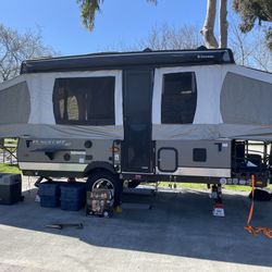 2019 Flagstaff 228BHSE