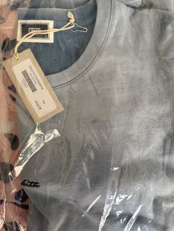 Kith T shirt XL