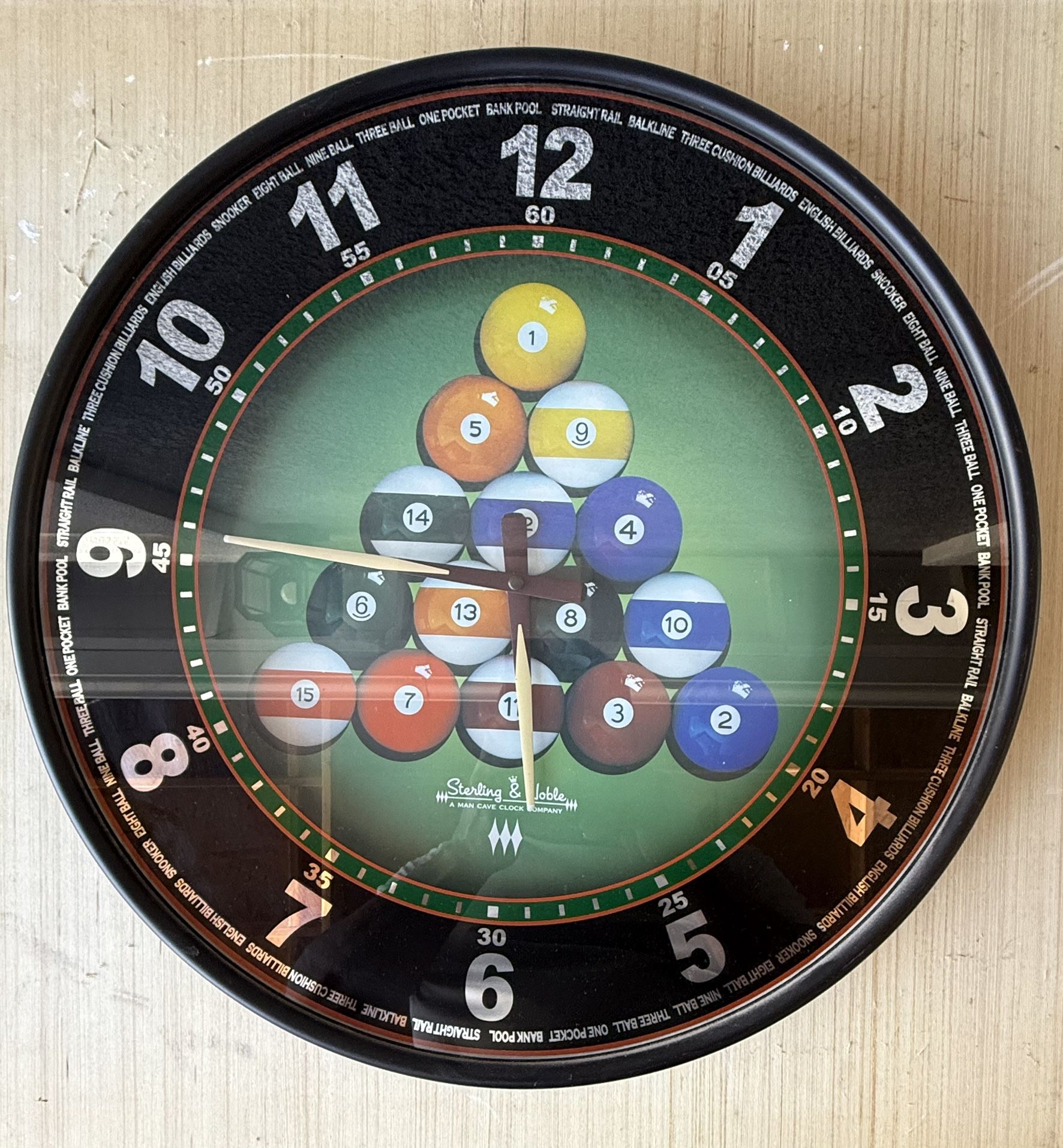 Sterling & Noble Billiard Pool Ball 18 inch Wall Clock - Working
