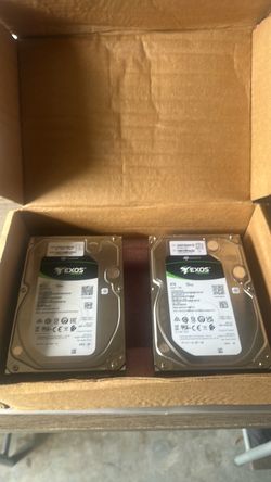 8TB Seagate Exos 3.5" Hard Drives – Lot of 2