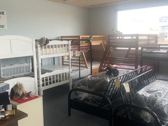 Beds in Bunks And mattresses
