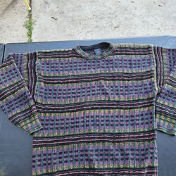 Generra Y2K Geometric Crewneck Sweater 
