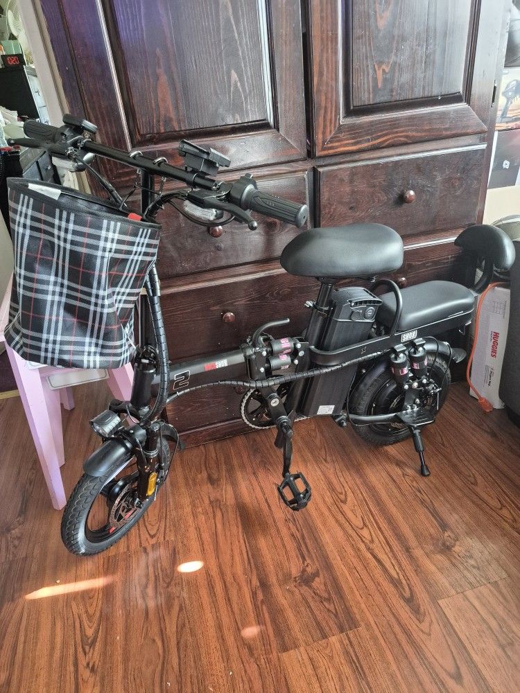 New. Bike. Electrico. 25mh Con Control  Y Alarma. Y Direcciónales 