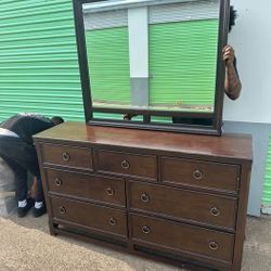 Dresser W/ Mirror And Nightstand 