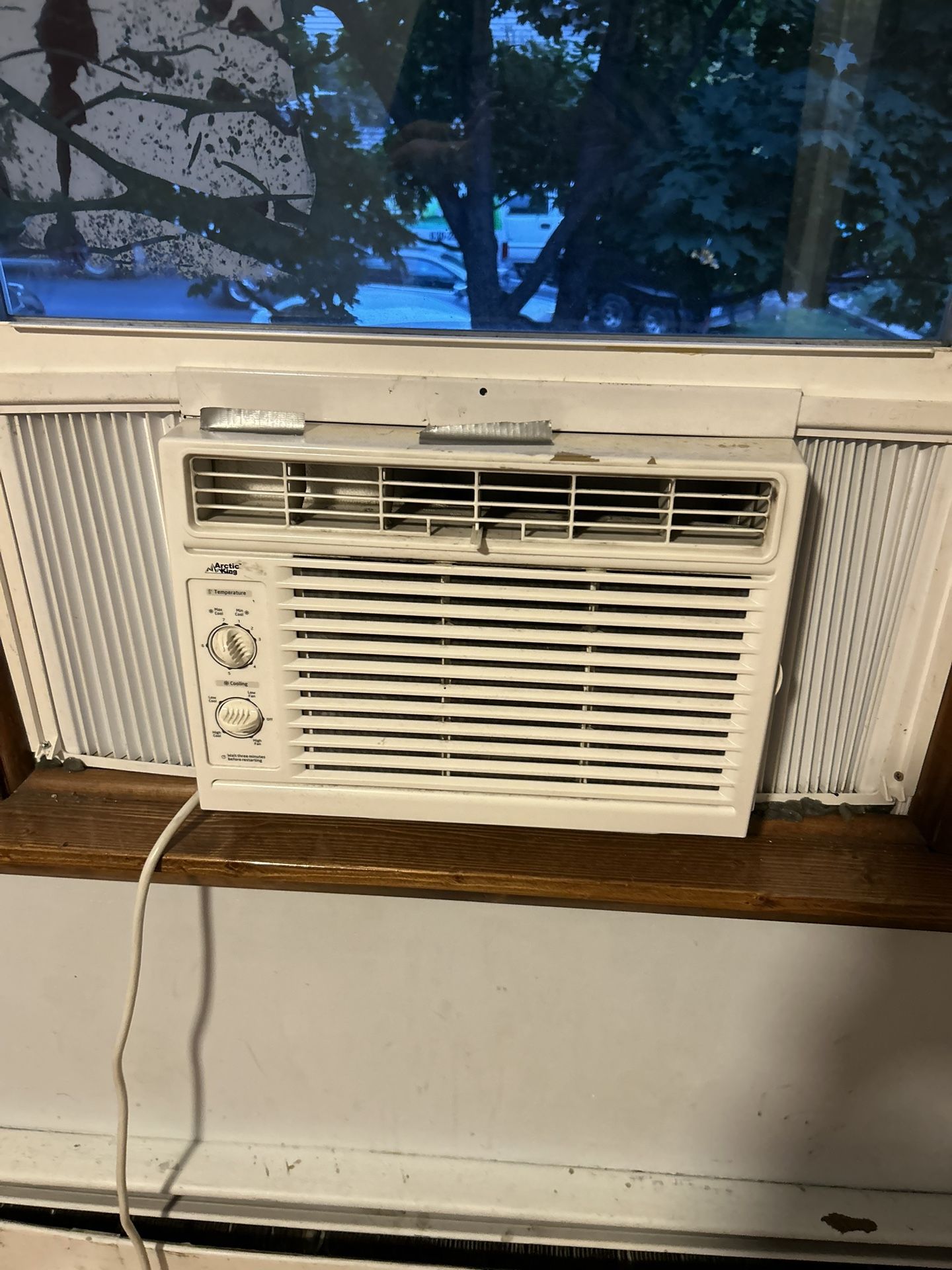 2 A/C Units