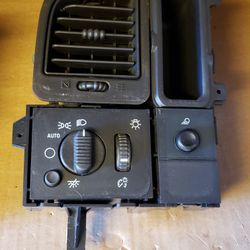 2006 Chevy Truck Headlight Switch Assembly