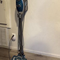 Shark vacuum cleaner works great !