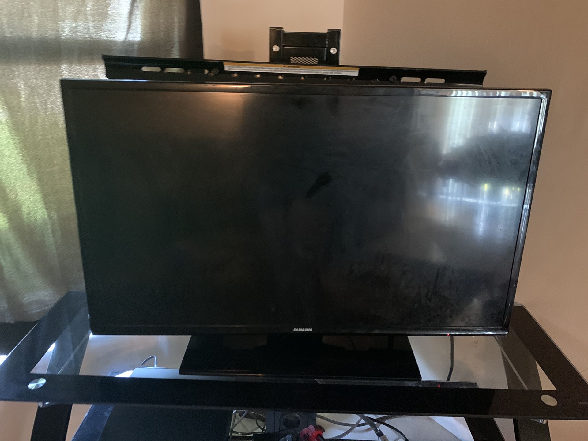 Free 40 in Samsung tv