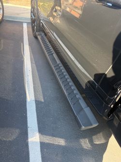 2019- 2026  Ram 1500 crew cab side step