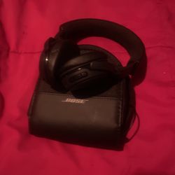 Bose On Ear Bluetooth Headphones