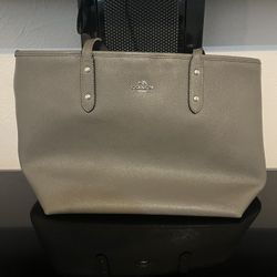 grey coach purse