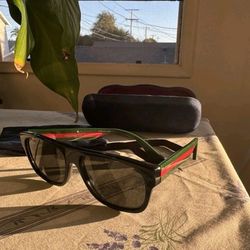 Gucci mens Sunglasses 