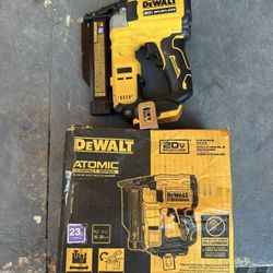 DEWALT ATOMIC 20V MAX Lithium Ion Cordless 23 Gauge Pin Nailer Tool Only