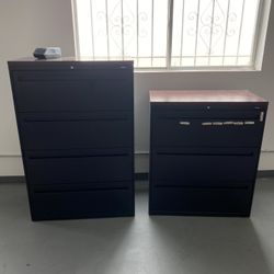 Hon Black Wood Top