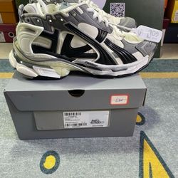 Black & White Balenciaga 