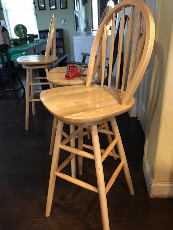 Amish made 30” stools that swivel