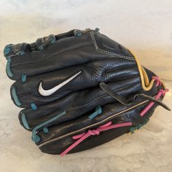 Nike baseball glove 