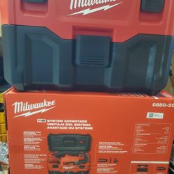 18v Milwaukee Vacuum 2 Gallon