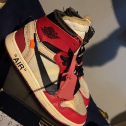 Off White Jordan 1  7.5 Men 