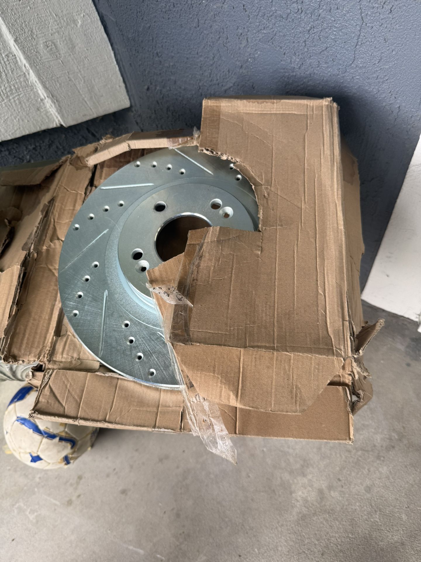 2011-2017 Honda Odyssey Front Rotors And Pads