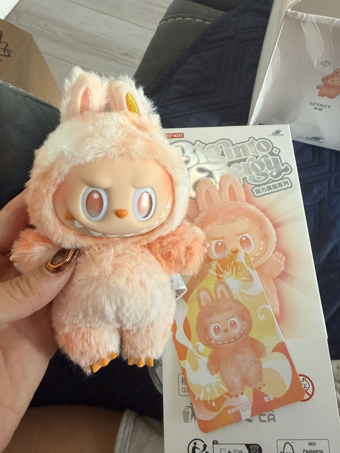 HAPPINESS BIG INTO ENERGY