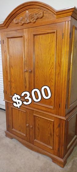 Cabinet with TV 📺