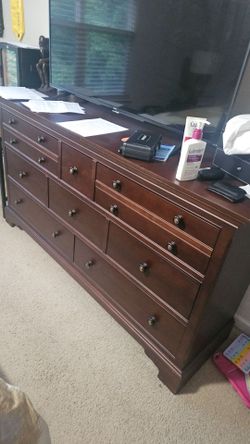 Bedroom dresser