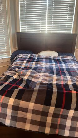 Nice Queen Bed With Hard Wood Frame And Mattress
