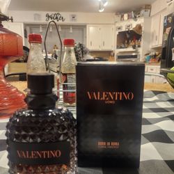 Valentino Born in Roma Coral Fantasy