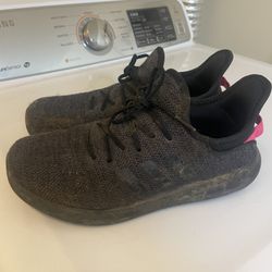 Adidas Kids Size 5.5 
