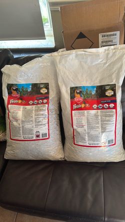 Kaytee Fiesta Macaw Food 25 lb Bags (x2)