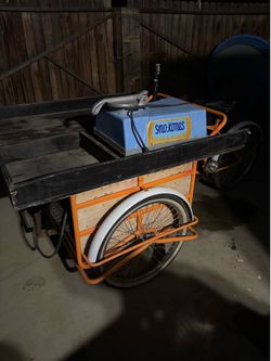 Triciclo/moledora de hielo/tanques de gas