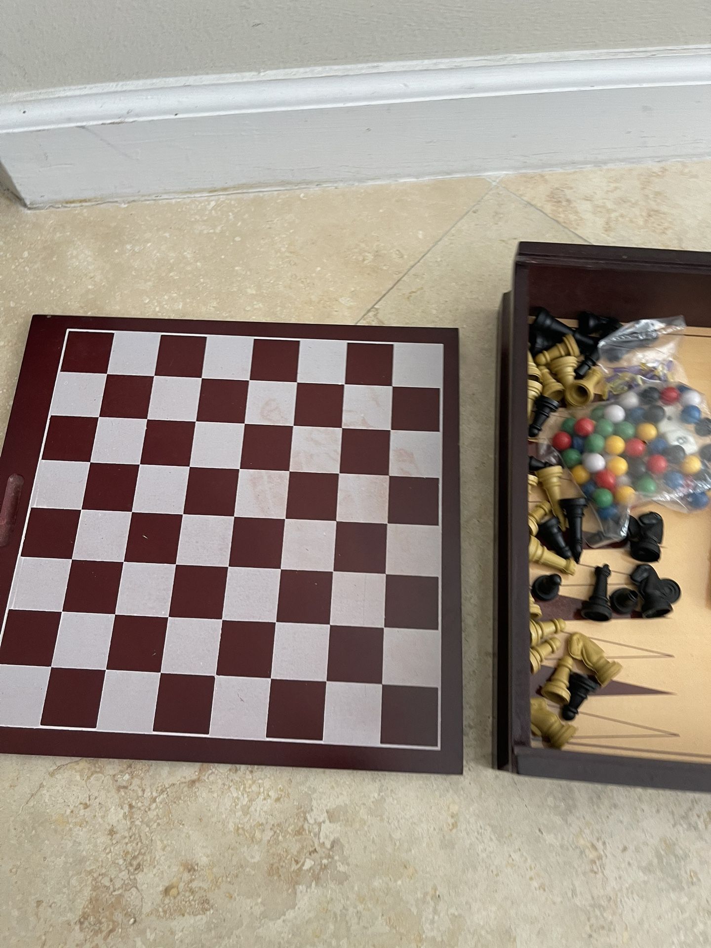 Cardinal Game Gallery Chess Checkers & Chinese Checkers Set W/ Wooden Box