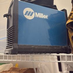 Miller 907709 Welding Machine