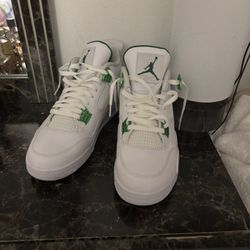 JORDAN FOUR METALLIC GREEN