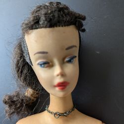 Barbie #3 Or 4 ? With 12+ Original Outfits