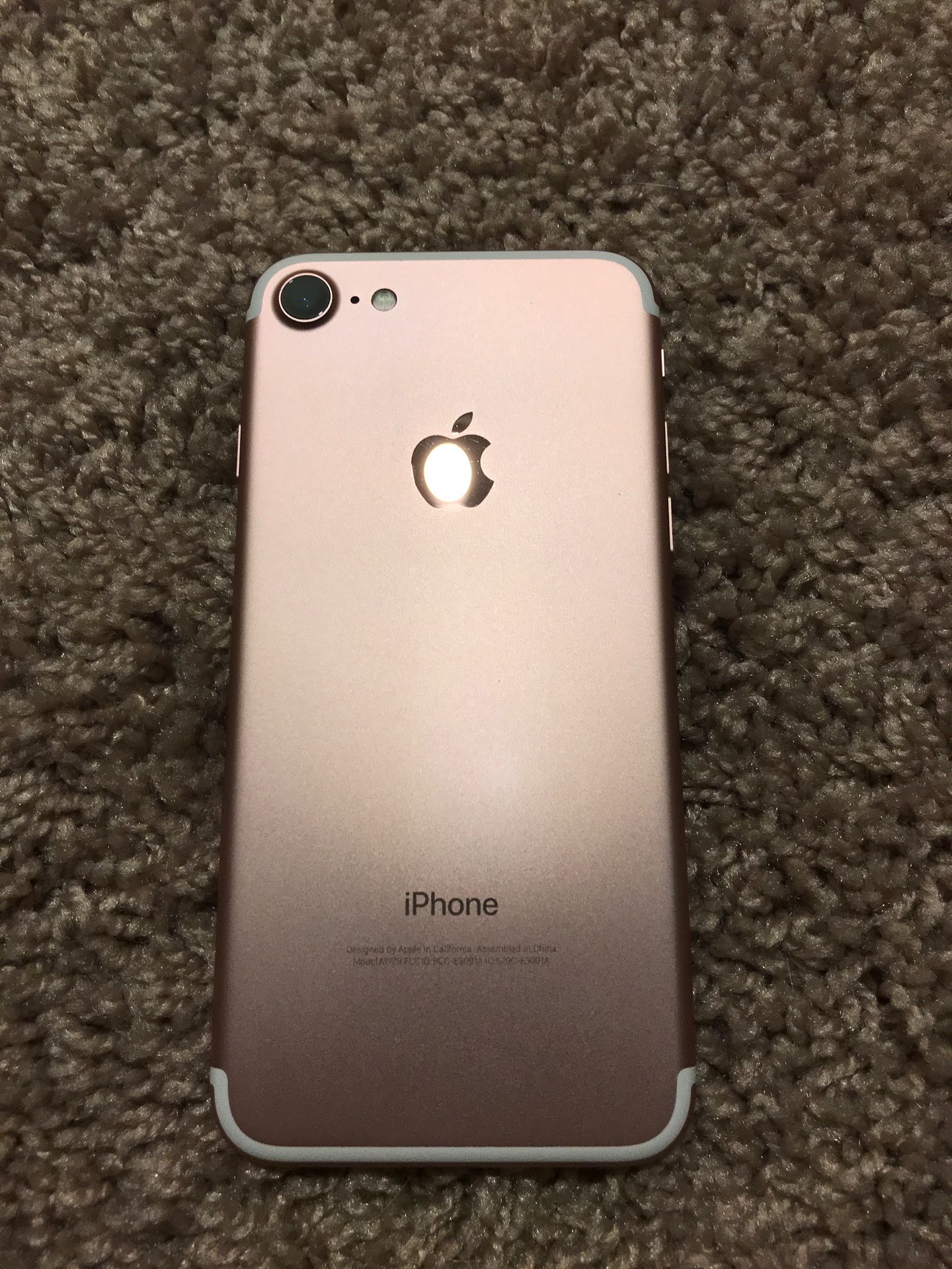 Rose Gold iPhone 7