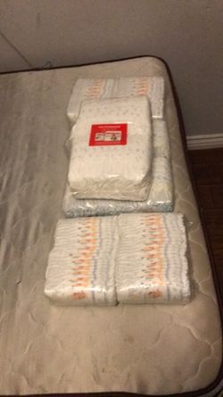Size 1 NewBorn Diapers