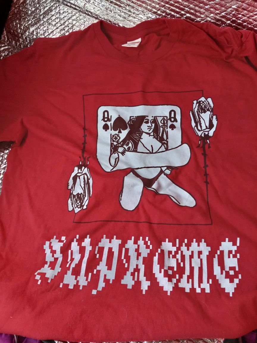 Mens Medium Supreme Shirt