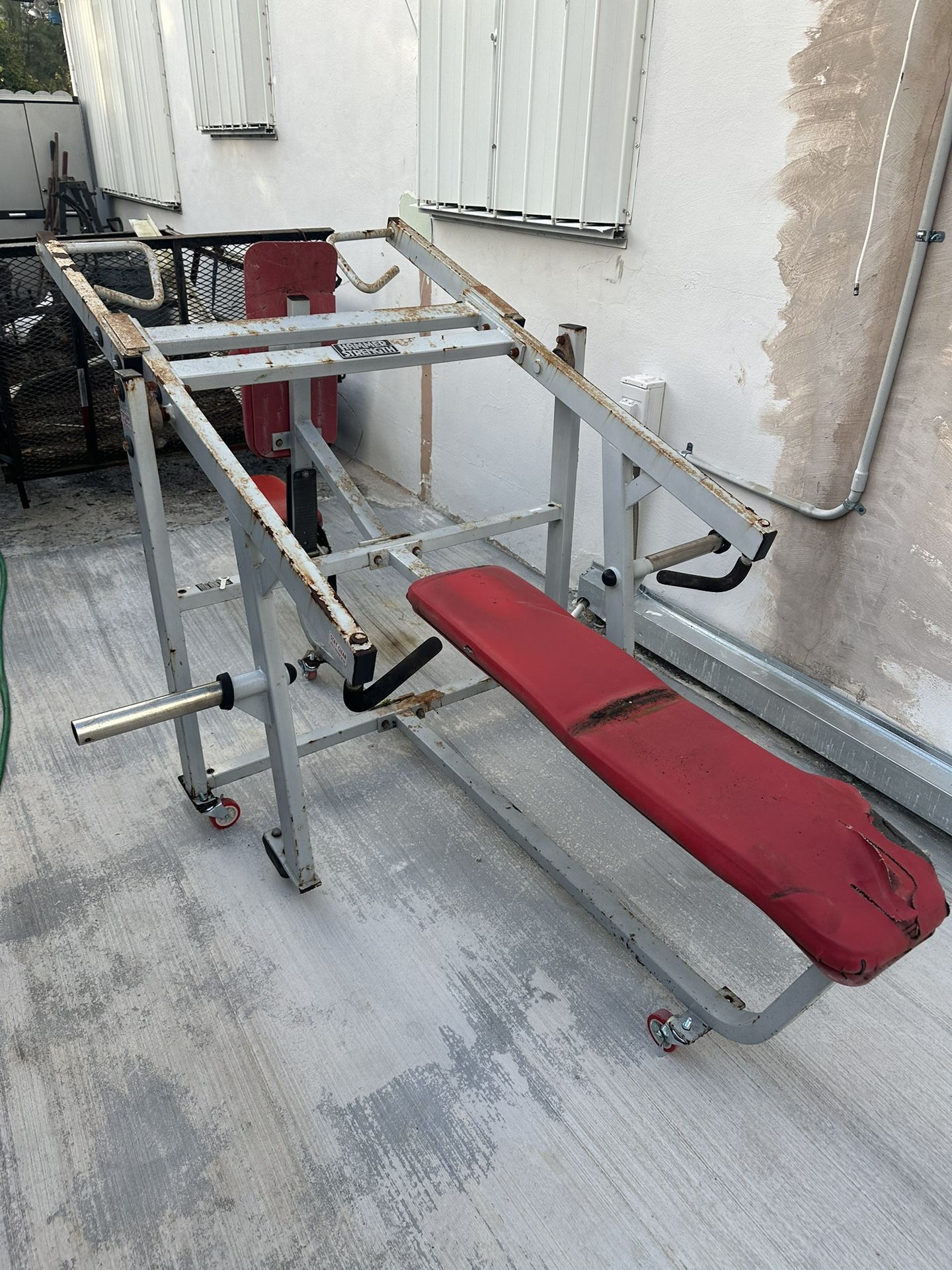 Hammer Strength Plate Loaded Chest & Dip Combo 2 in 1