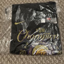 Nike Lakers 2020 Championship shirt sz small