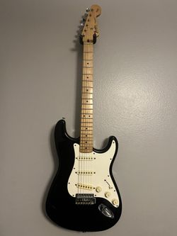 Fender "Squier Series" Standard Stratocaster 