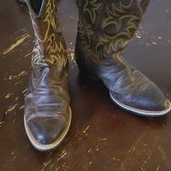 Ariat Cowboy Boots