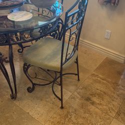 4 Piece Dinning Table 