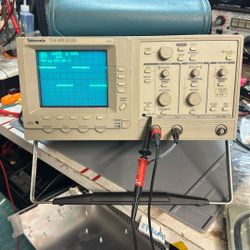 Tektronix TAS 455 60MHZ Two Channel Oscilloscope