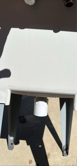 Outdoors deep sink