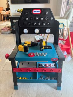 Little Tikes Kids 2 in 1 Building to Learn Motor/Wood Shop