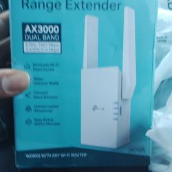 Wifi Range Extender BRAND NEW! Top Notch 50 OBO!
