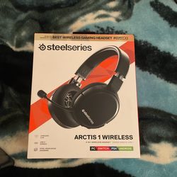 Steel Series Wireless Headphones