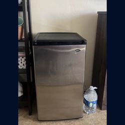 Mini Fridge Works Great 